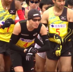 Viktor Röthlin am Start des Lake Biwa Marathon