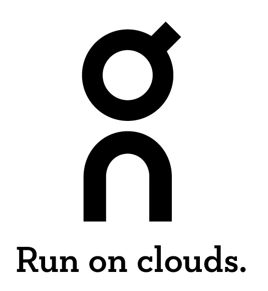 On Logo Run on clouds Black